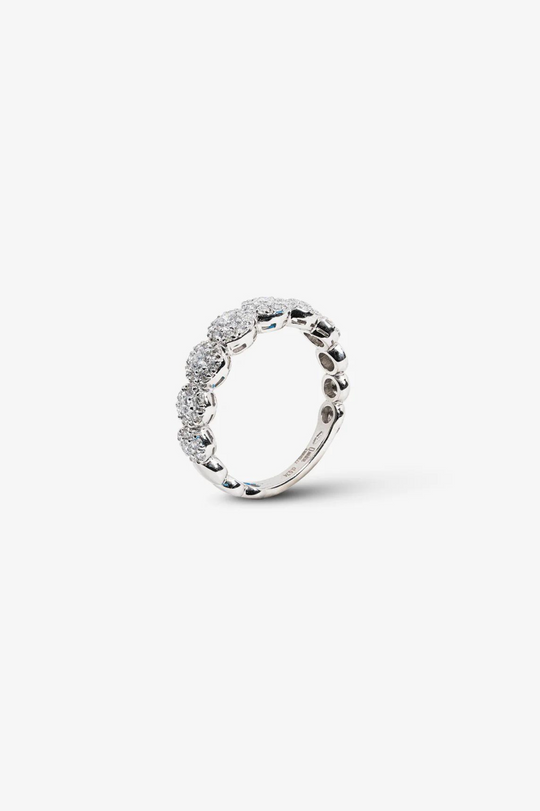 Anel de noivado em ouro branco e diamantes