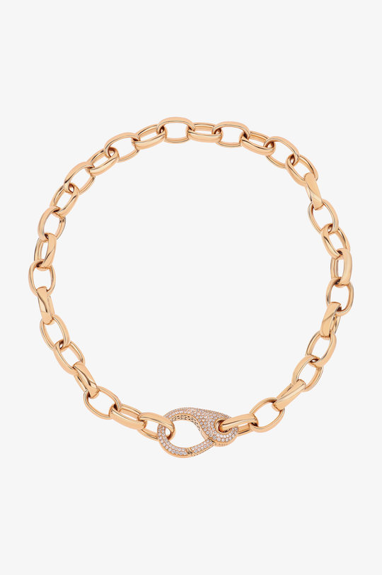 Colar em ouro rosa com fecho de diamantes