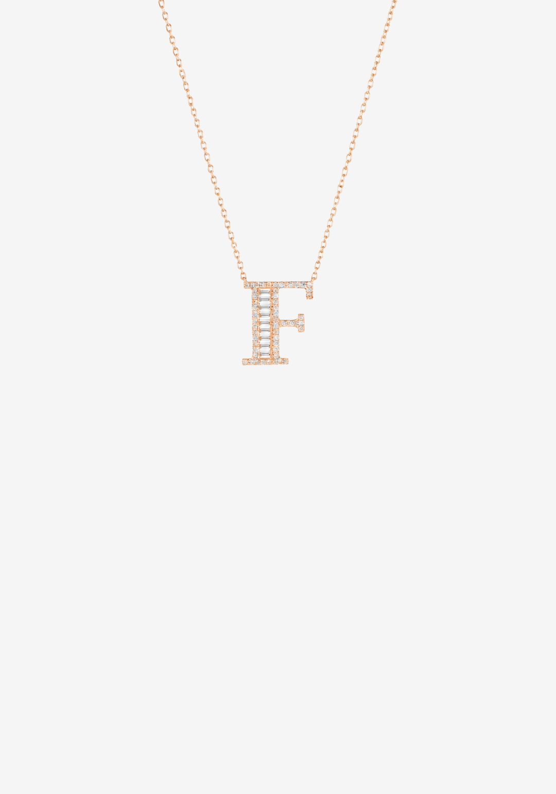 Colar letra em ouro e diamantes