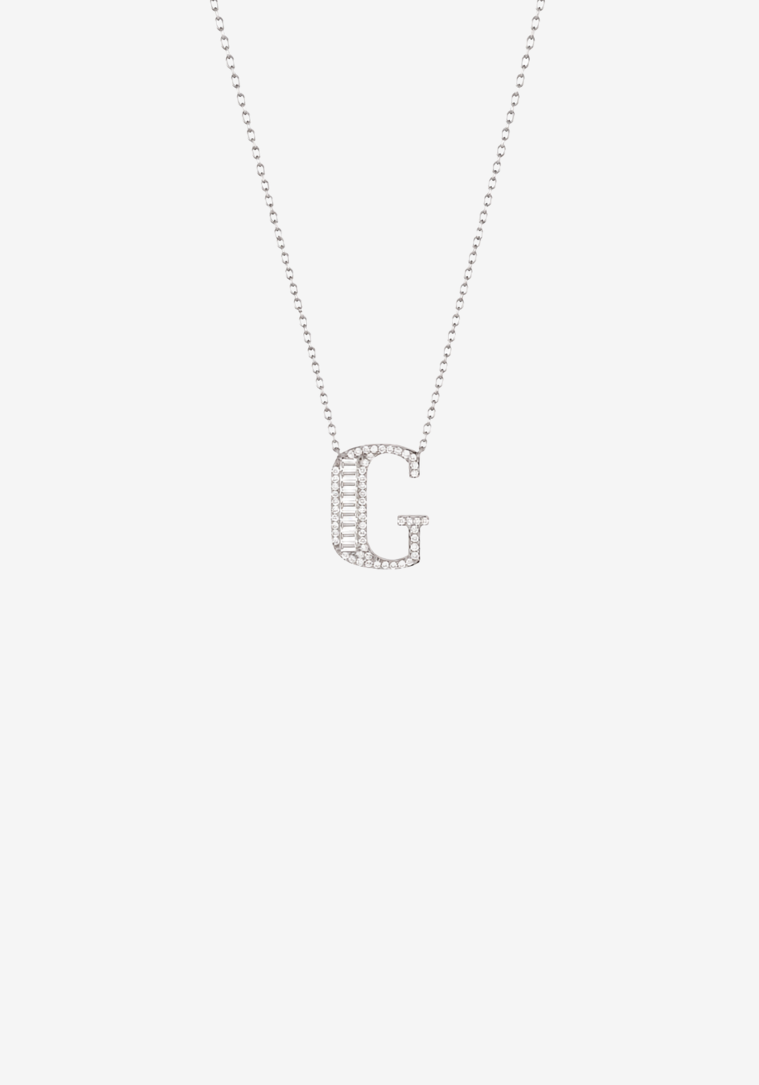 Colar letra em ouro e diamantes