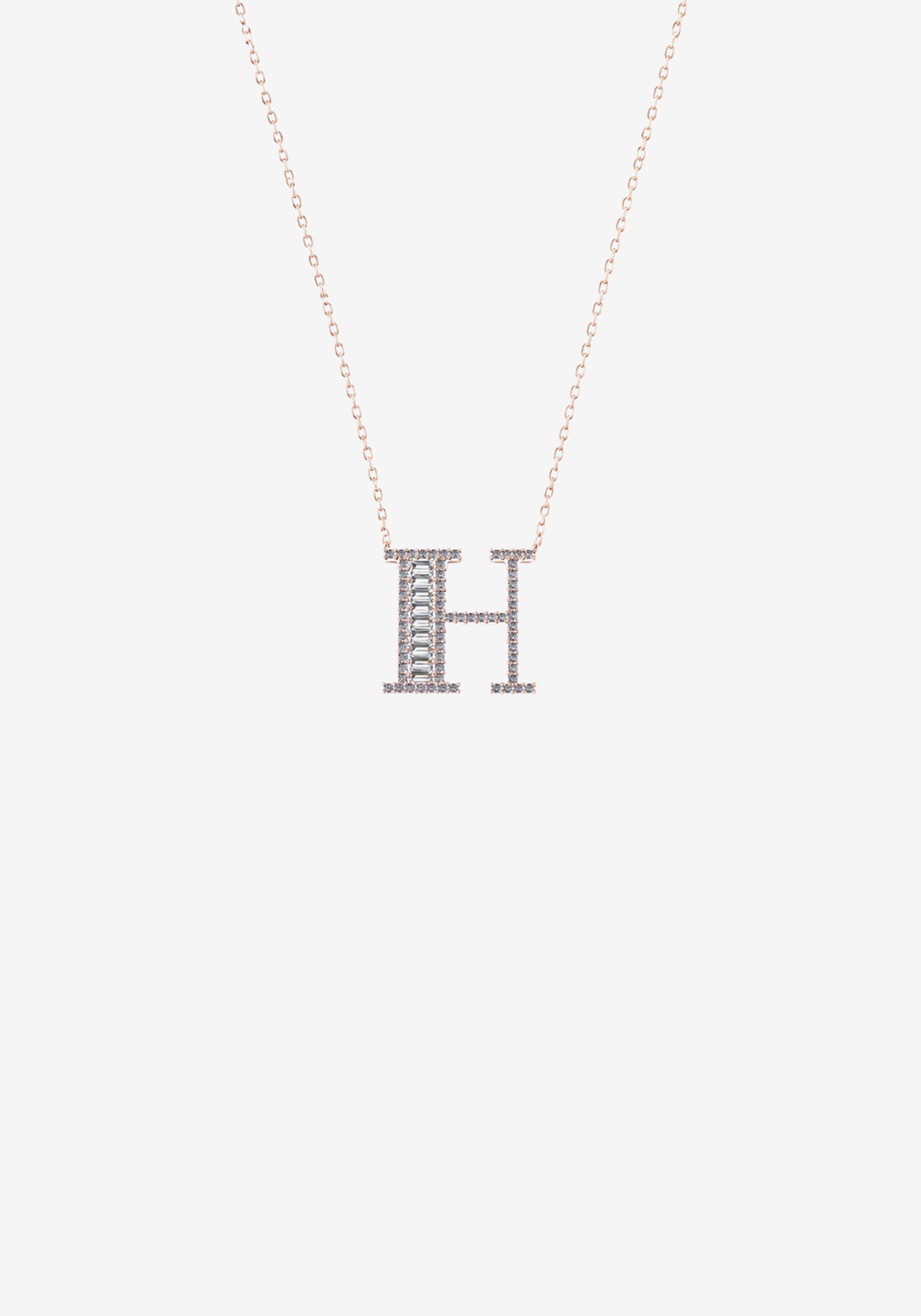 Colar letra em ouro e diamantes