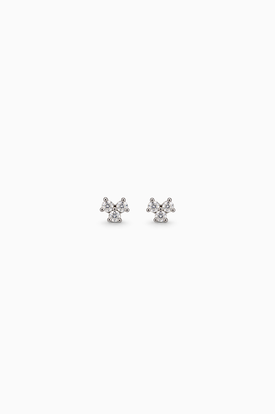 White Gold Earrings with Diamonds