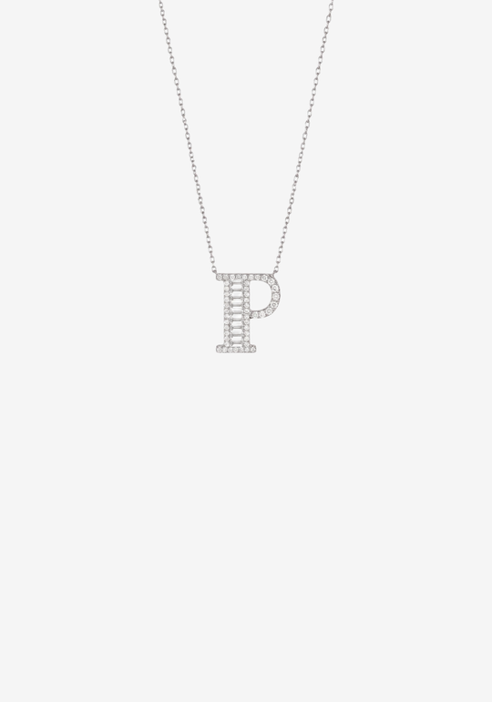 Colar letra em ouro e diamantes