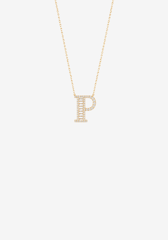 Colar letra em ouro e diamantes