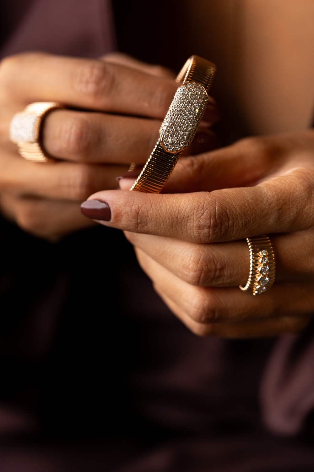 Pulseira em Ouro Rosa com textura e Diamantes