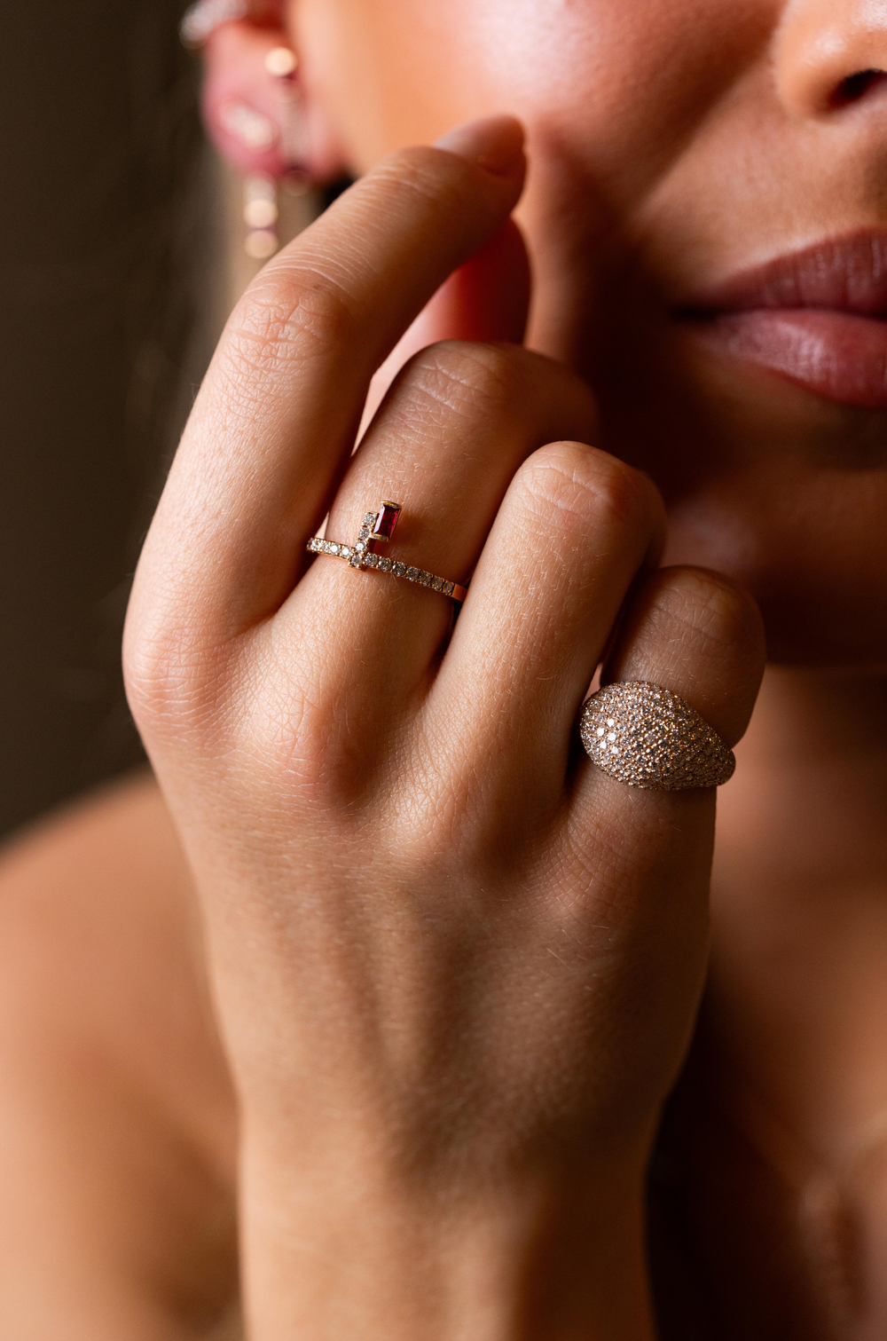 Eu sou um anel de ouro vermelho