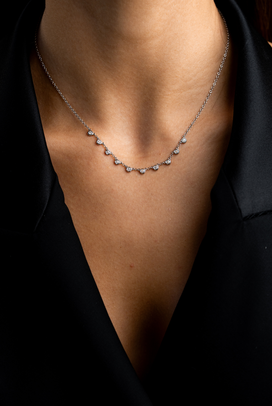 White Gold Necklace with Diamonds