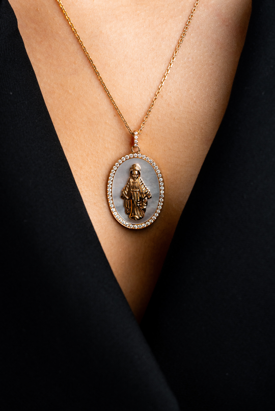 Colar Maria em Ouro Rosa com Diamantes