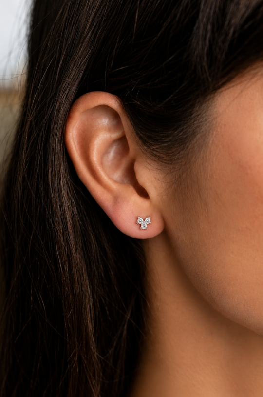White Gold Earrings with Diamonds