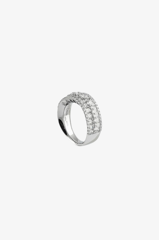 White Gold and Diamond Engagement Ring V