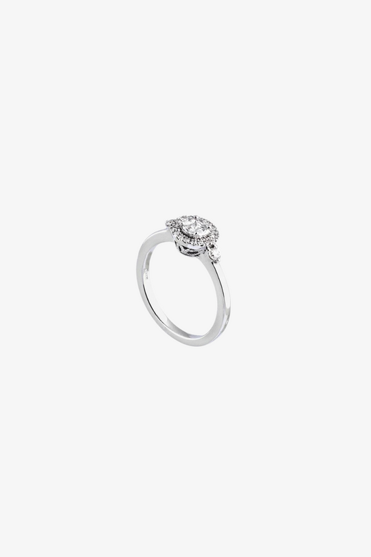 White Gold and Diamond Engagement Ring