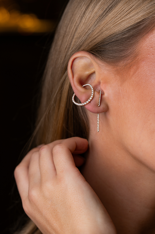 Brinco Sasa em ouro rosa e diamantes