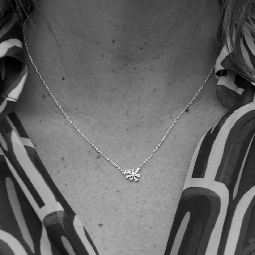 Colar Luzia em ouro rosa com diamantes