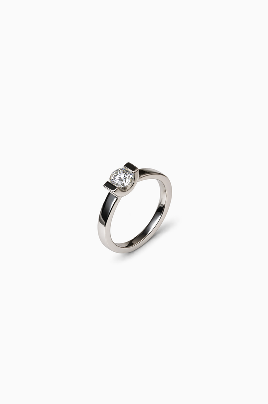 White Gold Engagement Ring with Diamond