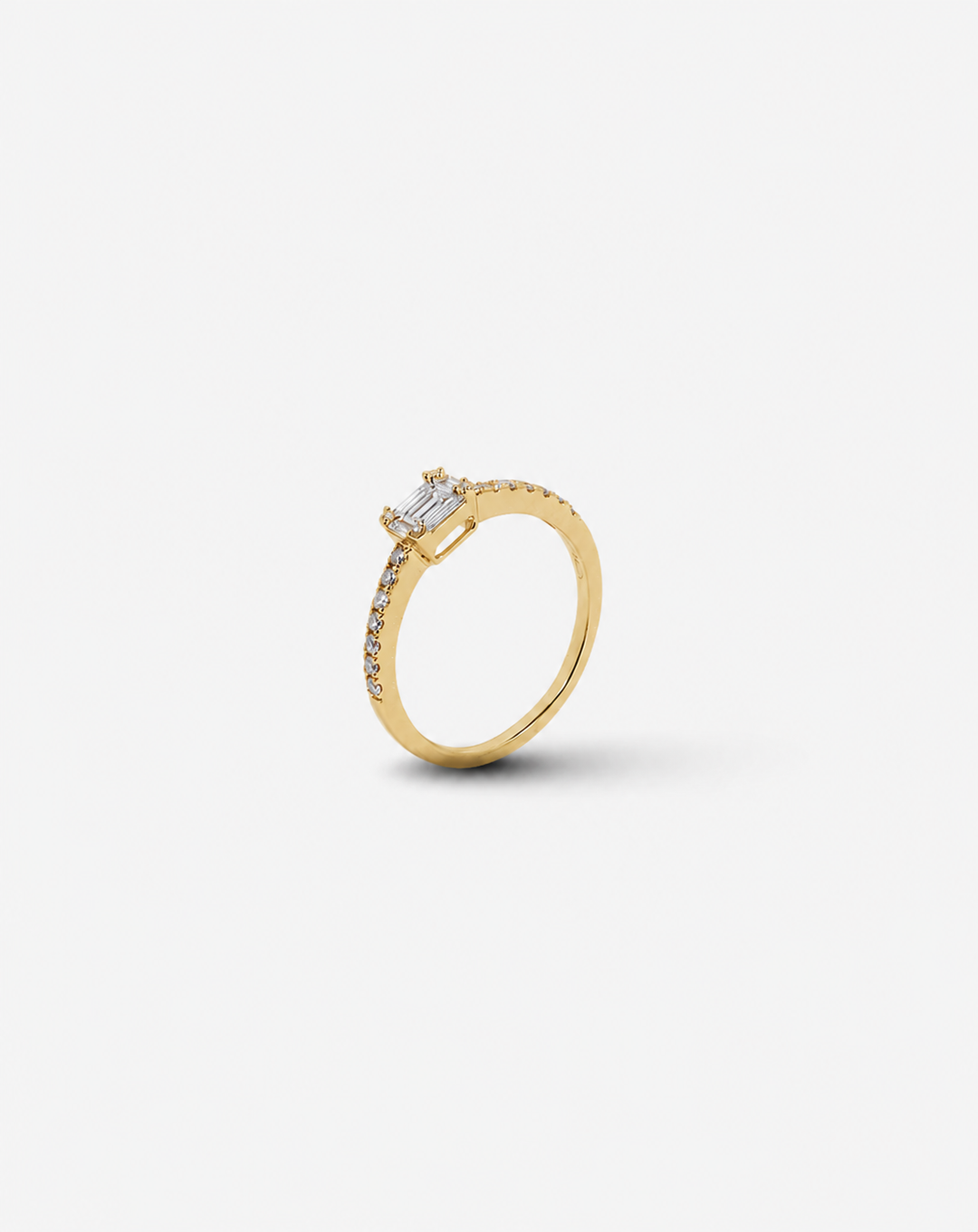 Anel de Noivado em Ouro Amarelo e Diamante
